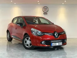 Röd Begagnad 2013 Renault Clio IV Halvkombi | 69 000 kr (Marknadspris)