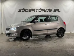 Ljusbrun Begagnad 2011 Skoda Fabia Halvkombi | 29 900 kr (Marknadspris)
