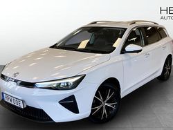 Vit (white) Begagnad 2022 MG MG5 EV Luxury Kombi | 224 900 kr