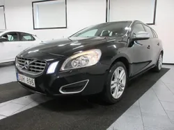 Svart Begagnad 2011 Volvo V60 Kinetic Kombi | 69 500 kr (Marknadspris)