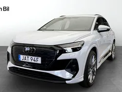 Glaciärvit metallic Begagnad 2024 Audi Q4 e-tron SUV | 669 000 kr