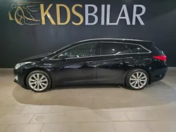 Svart Begagnad 2013 Hyundai i40 Kombi | 75 000 kr (Marknadspris)