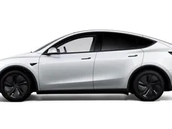 Begagnad 2020 Tesla Model 3 Sedan | 150 000 kr