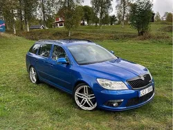 Blå Begagnad 2011 Skoda Octavia RS Kombi | 69 900 kr (Marknadspris)