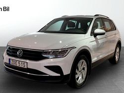 Vit Begagnad 2022 VW Tiguan Life SUV | 269 900 kr (Marknadspris)