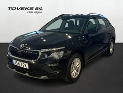 Svart Ny 2025 Skoda Kamiq Selection SUV | 307 800 kr (Marknadspris)