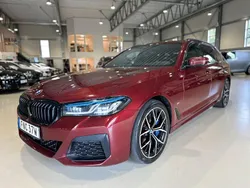 Röd Begagnad 2021 BMW 530 M Sport Kombi | 429 900 kr (Lite dyr)