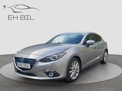 Grå Begagnad 2014 Mazda 3 Inclusive Halvkombi | 129 900 kr (Marknadspris)