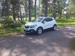 Vit Begagnad 2013 Opel Mokka SUV | 83 000 kr (Marknadspris)