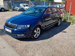 Blå Begagnad 2014 Skoda Octavia Business Line Kombi | 99 000 kr (Superpris)