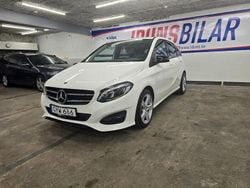 Vit Begagnad 2018 Mercedes B180 Urban Minibuss | 165 900 kr (Marknadspris)