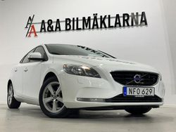 Vit Begagnad 2012 Volvo V40 Kinetic Halvkombi | 84 900 kr (Marknadspris)