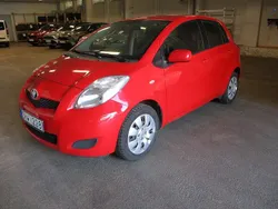 Röd Begagnad 2009 Toyota Yaris Halvkombi | 33 998 kr (Bra pris)