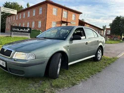 Grön Begagnad 2001 Skoda Octavia Tour Halvkombi | 12 999 kr (Dyr)
