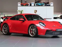 Röd Begagnad 2022 Porsche 911 GT3 Sportkupé | 1 929 000 kr