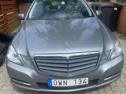 Silver Begagnad 2011 Mercedes E200 Classic Sedan | 99 900 kr (Marknadspris)