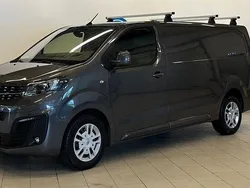 Grå Begagnad 2020 Opel Vivaro Van | 199 900 kr (Superpris)