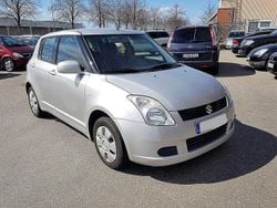 Begagnad 2005 Suzuki Swift GL Halvkombi | 16 500 kr (Superpris)