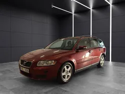 Röd Begagnad 2007 Volvo V50 Kinetic Kombi | 39 900 kr (Marknadspris)