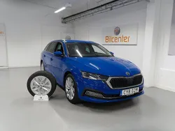 Blå Begagnad 2021 Skoda Octavia Style Kombi | 249 900 kr (Marknadspris)