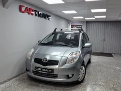 Grå Begagnad 2008 Toyota Yaris Halvkombi | 54 900 kr (Marknadspris)