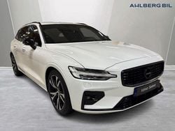 Vit Begagnad 2020 Volvo V60 R-Design Kombi | 319 500 kr (Dyr)