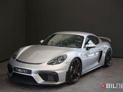 Silver Begagnad 2021 Porsche 718 Cayman GT4 Chrono Sportkupé | 999 900 kr (Superpris)