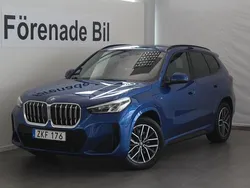 Blå Begagnad 2024 BMW X1 M Sport SUV | 529 000 kr (Marknadspris)