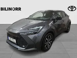 Mörkgrå (grå) Begagnad 2023 Toyota C-HR Style SUV | 399 900 kr (Marknadspris)