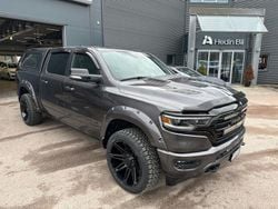 Grå Begagnad 2023 Dodge Ram Limited Pickup | 969 900 kr