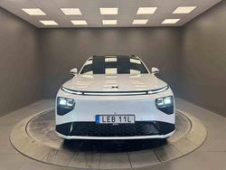 Vit Begagnad 2024 XPENG G9 SUV | 812 511 kr (Marknadspris)