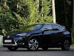 Begagnad 2021 Lexus UX 300e SUV | 259 900 kr