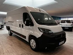 Vit Ny 2024 Peugeot Boxer Van | 493 750 kr (Marknadspris)
