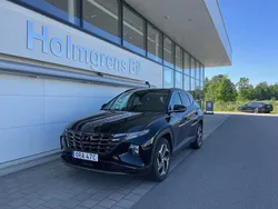 Svart (abyss black pearl) Begagnad 2022 Hyundai Tucson Essential SUV | 394 800 kr (Lite dyr)
