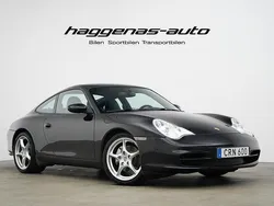 Svart Begagnad 2002 Porsche 911 Carrera 4 | 349 000 kr