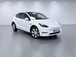 Vit Begagnad 2022 Tesla Model Y Long Range SUV | 379 800 kr