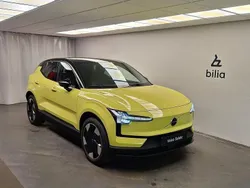 Gul Begagnad 2023 Volvo EX30 Plus SUV | 349 000 kr