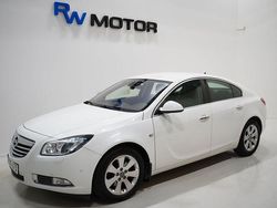 Vit Begagnad 2012 Opel Insignia Cosmo Halvkombi | 89 800 kr (Marknadspris)