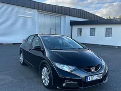 Svart Begagnad 2013 Honda Civic Sport Halvkombi | 54 500 kr (Bra pris)
