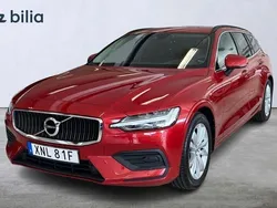 Röd Begagnad 2022 Volvo V60 Kombi | 299 900 kr (Bra pris)
