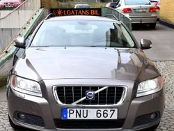 Grå Begagnad 2010 Volvo V70 Momentum Kombi | 39 000 kr (Lite dyr)