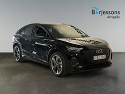 Svart Begagnad 2022 Audi Q4 Sportback e-tron Proline SUV | 389 900 kr