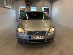 Silver Begagnad 2006 Volvo V50 Kinetic Kombi | 34 900 kr (Marknadspris)