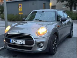 Grå Begagnad 2017 Mini ONE Salt Halvkombi | 80 000 kr (Dyr)
