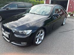 Svart Begagnad 2007 BMW 335 Comfort Edition Sportkupé | 180 000 kr (Marknadspris)