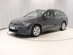 Grå Begagnad 2023 VW Golf VIII Kombi | 268 900 kr (Marknadspris)