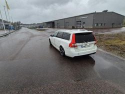 Vit Begagnad 2015 Volvo V70 Kombi | 75 000 kr (Dyr)