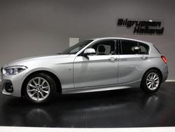 Silver Begagnad 2017 BMW 118 M Sport Halvkombi | 159 900 kr (Marknadspris)