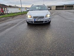 Grå Begagnad 2006 Volvo V50 Kinetic Kombi | 20 000 kr