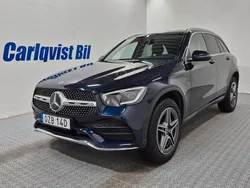 Mörkblå (canvasitblå metallic) Begagnad 2021 Mercedes GLC300 AMG Sedan | 439 000 kr (Marknadspris)